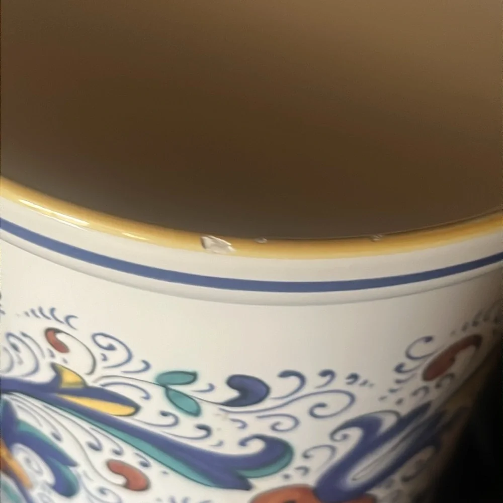 SUR LA TABLE Deruta ceramic made in Italy utensil holder.